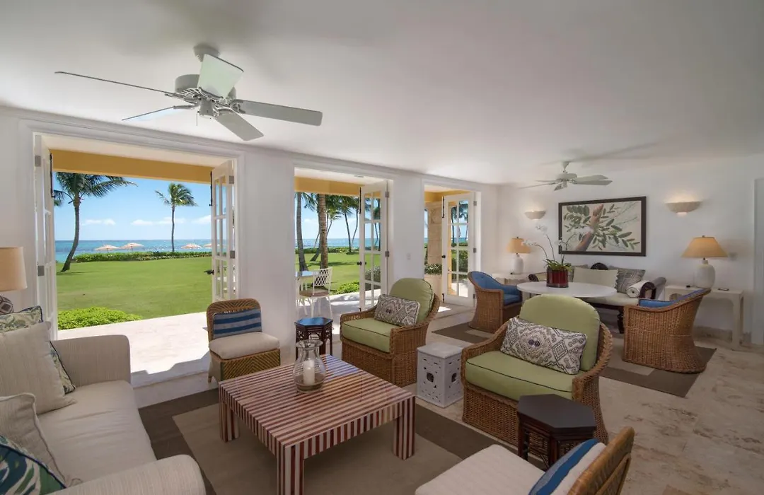 Tortuga Bay-1