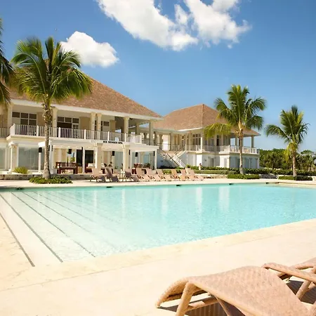 Tortuga Bay-2